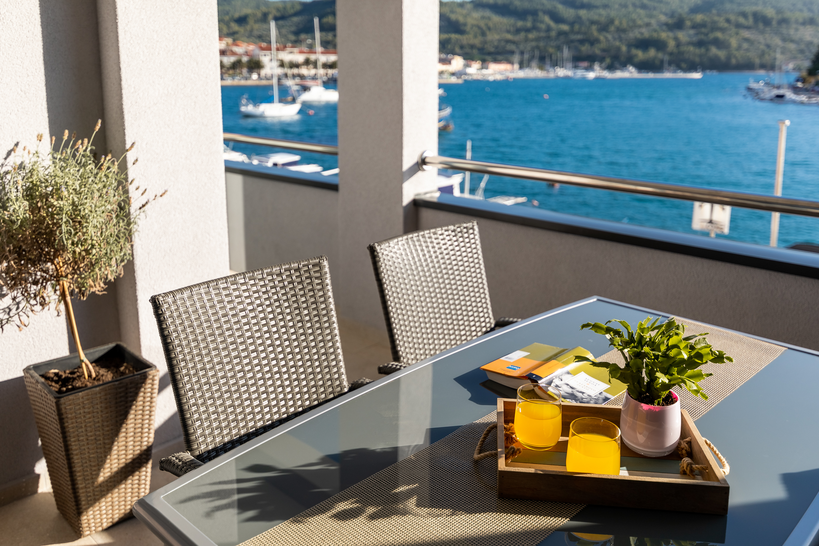 Two bedroom sea view apartment in Vela Luka Korčula